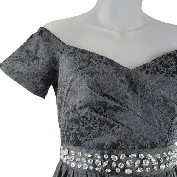 Trixxi Fit and Flare Mini Cocktail Dress Womens Junior Sz M Black Floral Gems - Picture 3 of 16